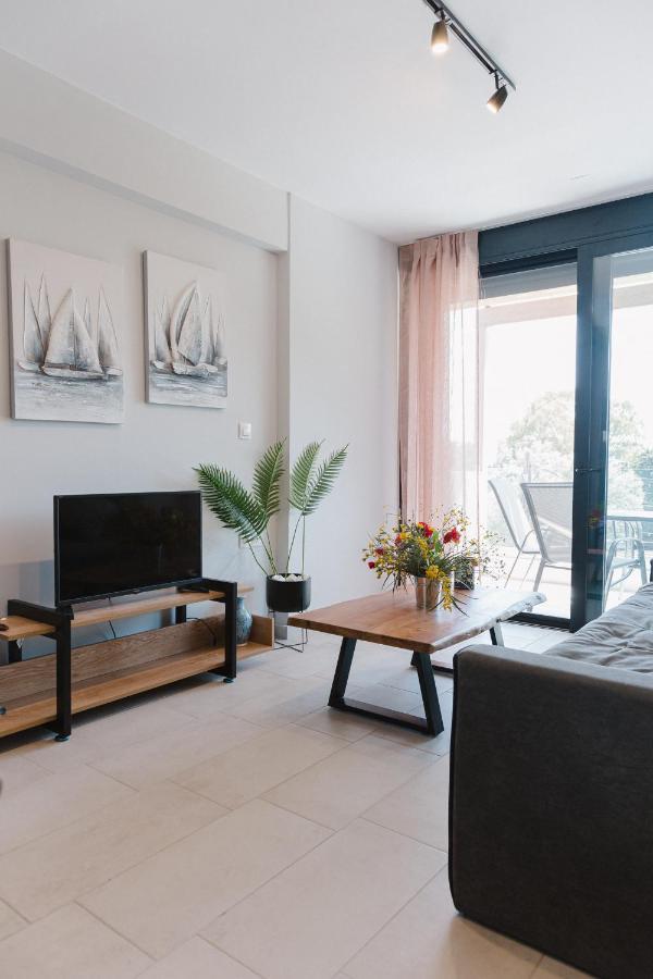 Ariti Luxury Apartment, Nikiana Luaran gambar